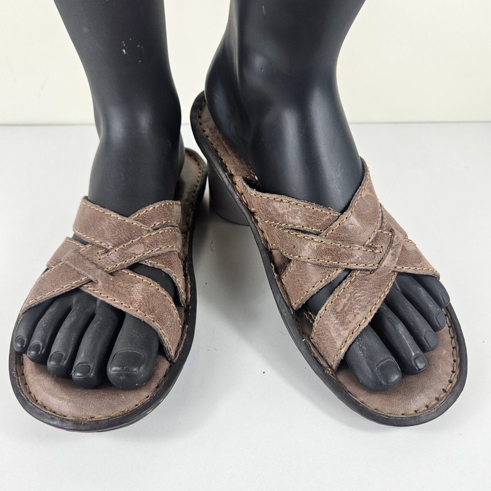 Born Womens 7 Brown Leather Crisscross Slide Sandals Comfort Boho